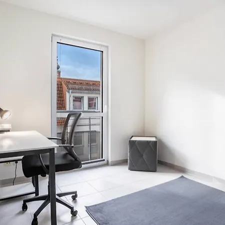 Dom Apartment *